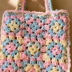 Mini Granny Square Baby Tasche
